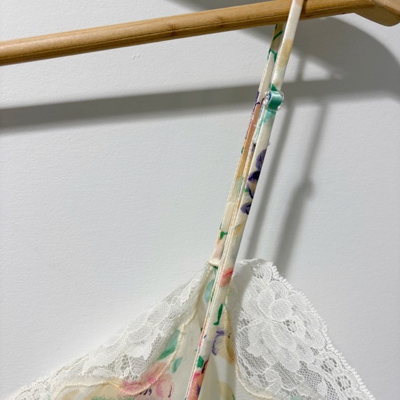 Vintage Victoria’s Secret Gold Label Floral Slip Nightgown Nightie Size Medium - Picture 11 of 16